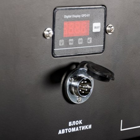 Бензиновый генератор с электростартером и коннектором автоматики FUBAG BS 7500 A ES в Иркутске фото